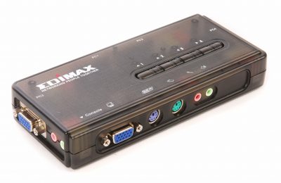  - Incom Group
 4710700924655 Switch KVM Edimax EK-PAK4 4xPS2 z kablami, audio i mic